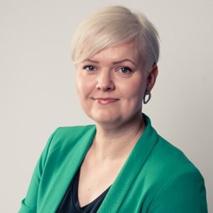 Jenni Närvä edited 400x400
