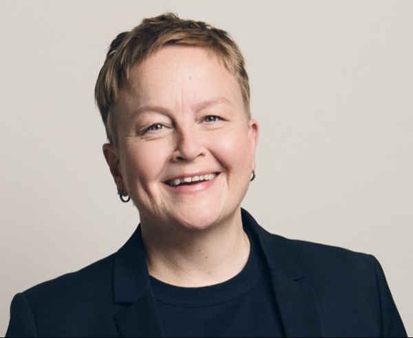 Erika_Heiskanen_smile_low 1200x625-2